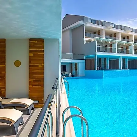 Orka Sunlife & 3* Cedit