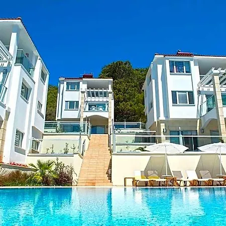 Orka Sunlife & 3* Cedit